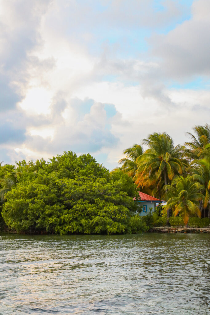 Ray Caye Island Resort, Placencia Belize, Hotels in Belize, Hotels in Placencia, Where to Stay in Placencia, Where to stay in Belize, Best Hotels in Placencia, Black Travel Bloggers