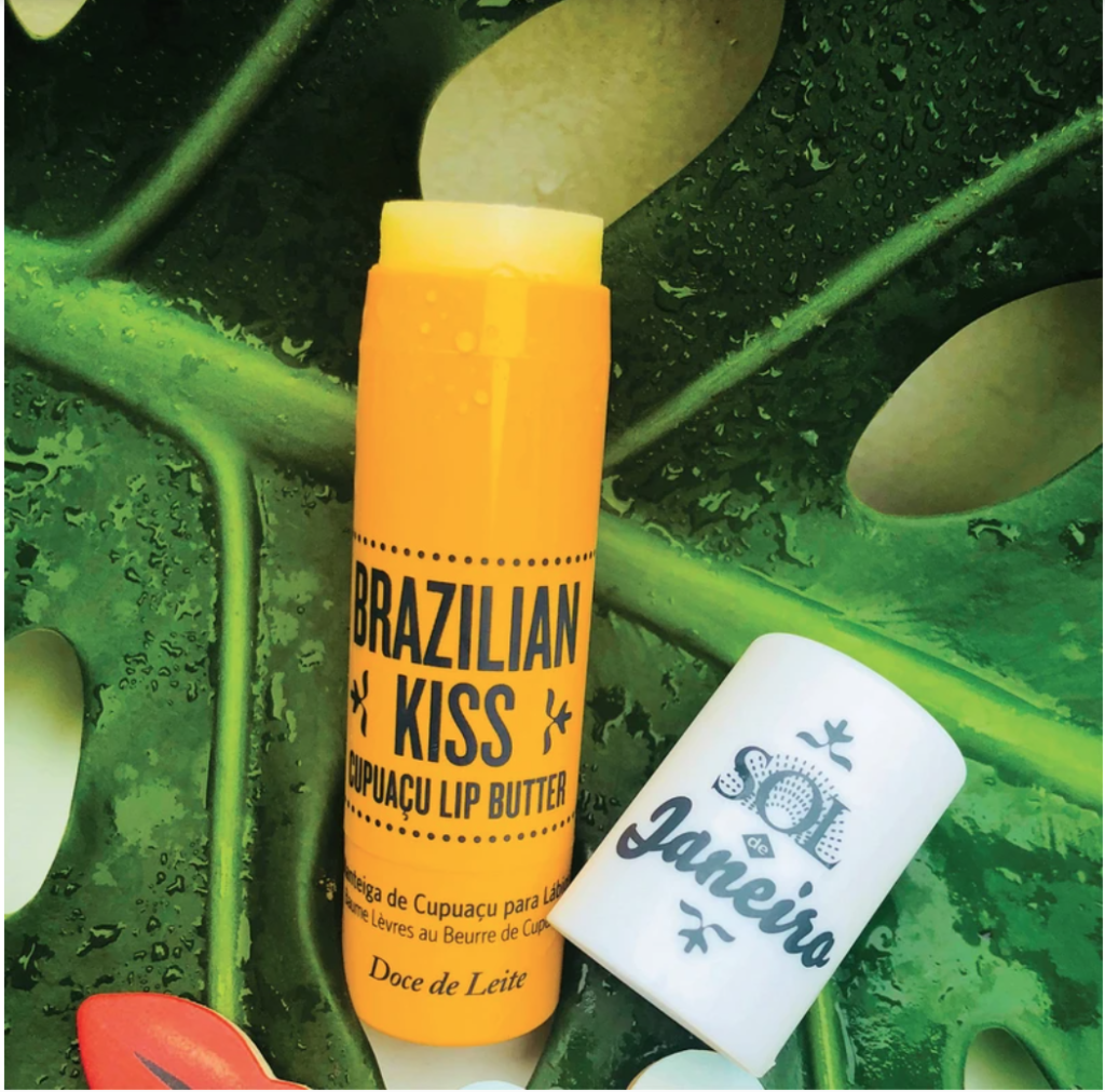 Vacation Beauty Products, travel beauty products, beauty products for vacation, multi use travel beauty products, what beauty products to pack for vacation, travel makeup, luxury travel beauty products